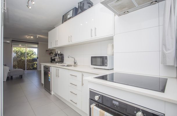 7 / 170 West Coast Highway, Scarborough