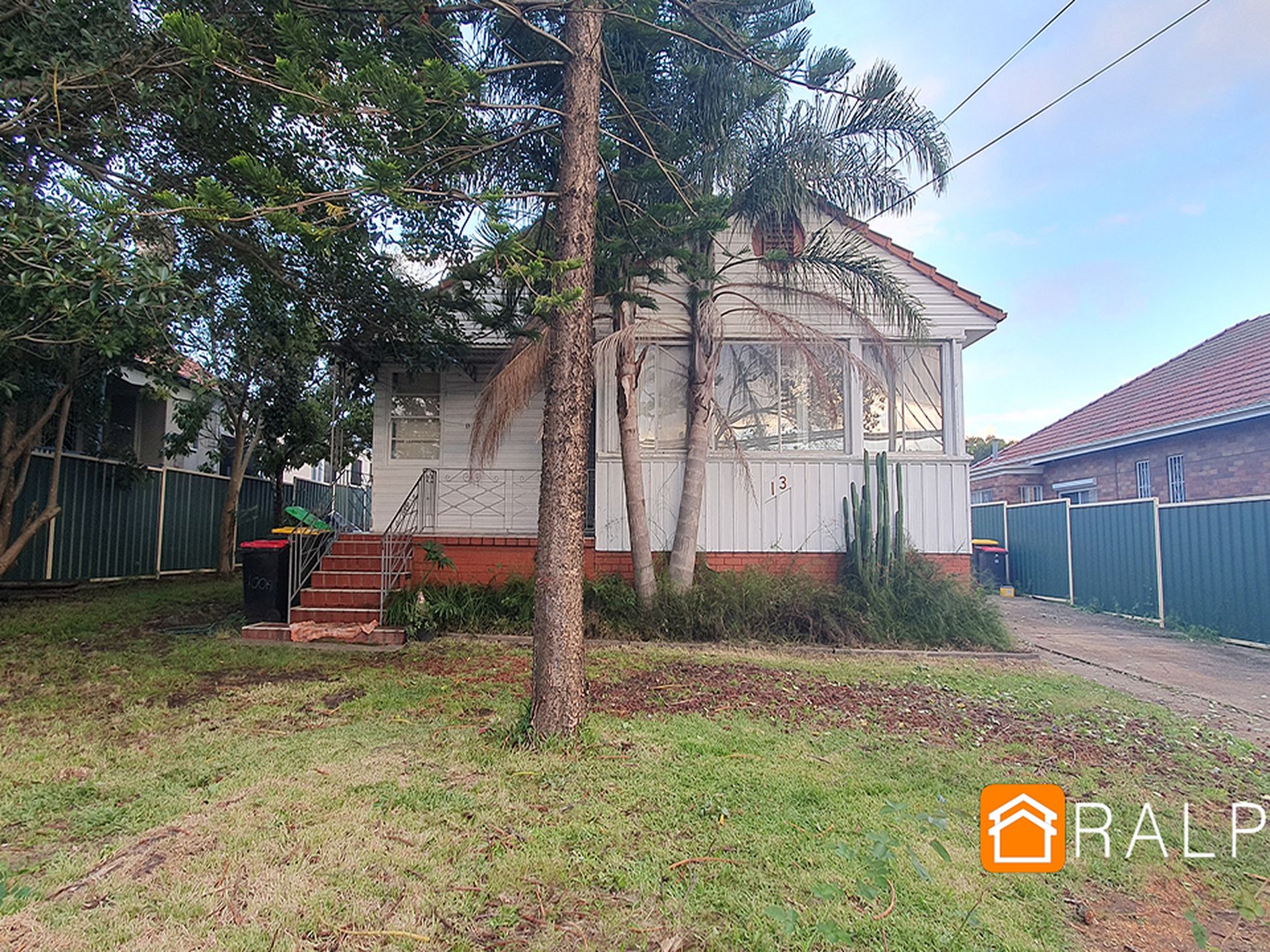 2 / 13 The Boulevarde, Lakemba