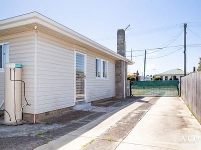 6 Paterson Crescent, George Town