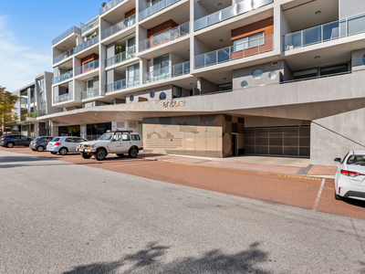 411 / 15 Roydhouse Street, Subiaco