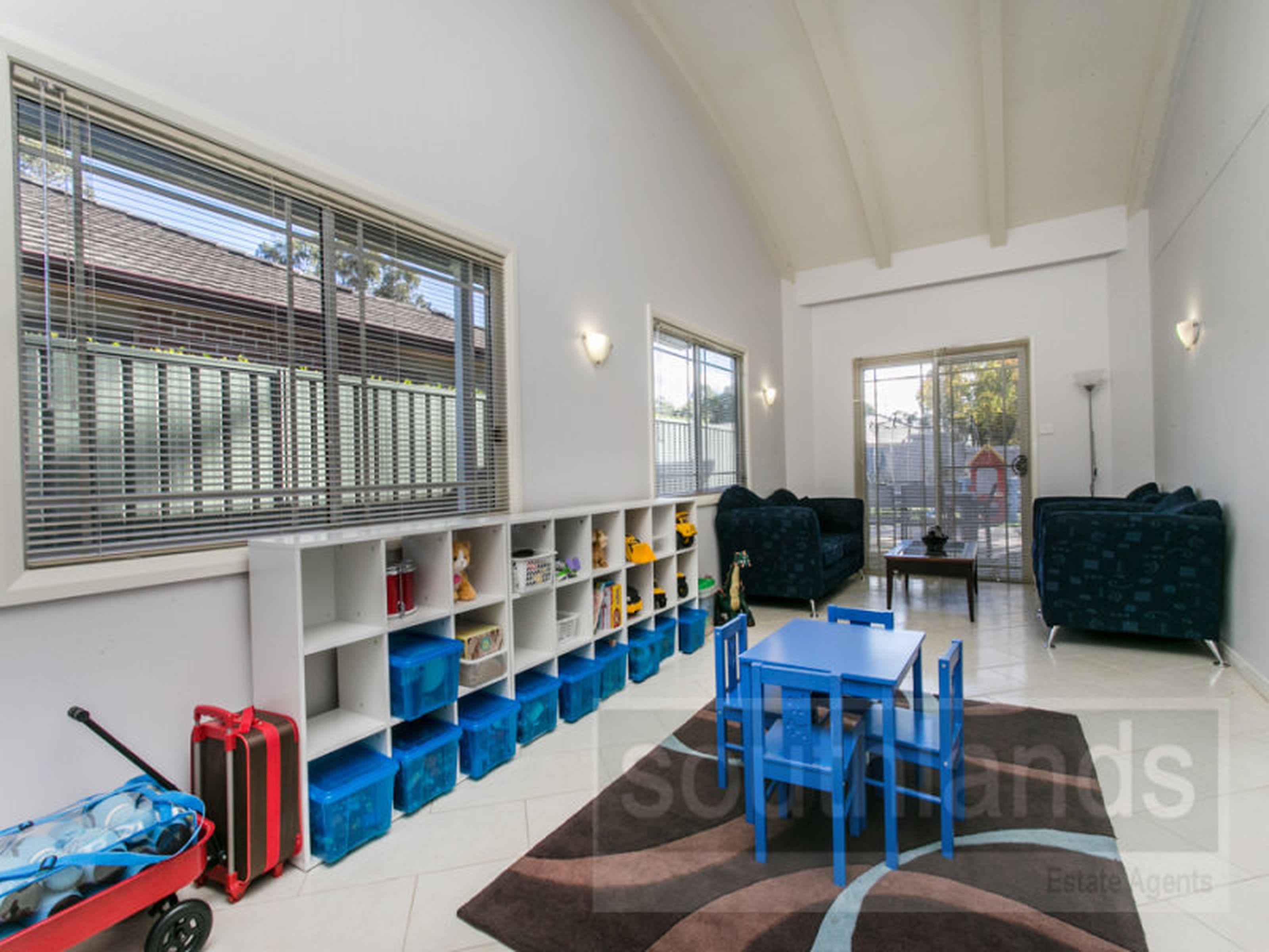 9 Torquay Tce, GLENMORE PARK