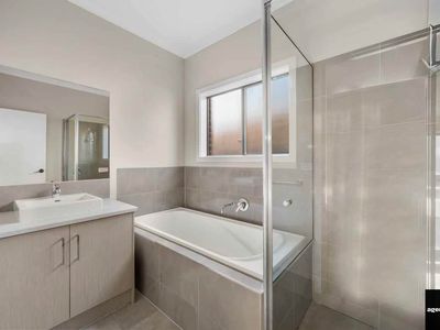 22 Olympic Circuit, Strathtulloh