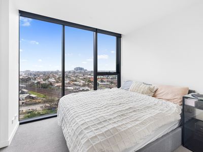 1402 / 6 Joseph Road, Footscray
