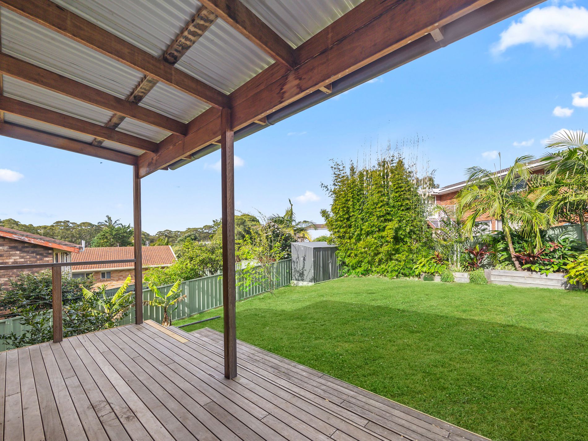 18 SIMMONS Drive, Ulladulla