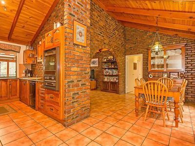 49 Kloske Road, Burbank