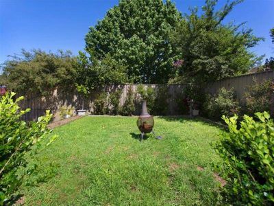 18 Mount St, Mount Saint Thomas