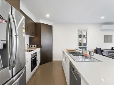 50 Grahams Road, Strathpine