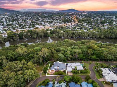 4 Rivergreen Circuit, Douglas