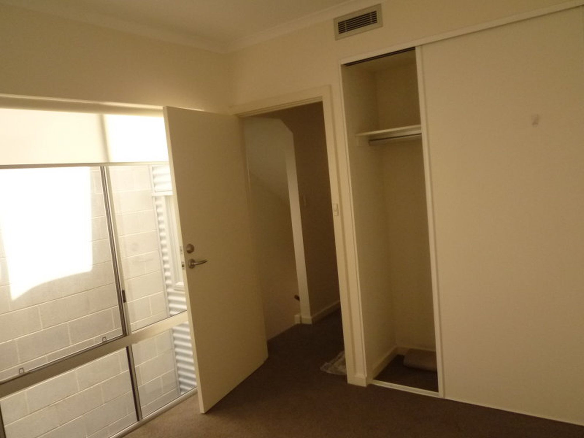 17 / 107 Grote Street, Adelaide