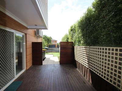 1 / 27 Roxby Street, Manifold Heights