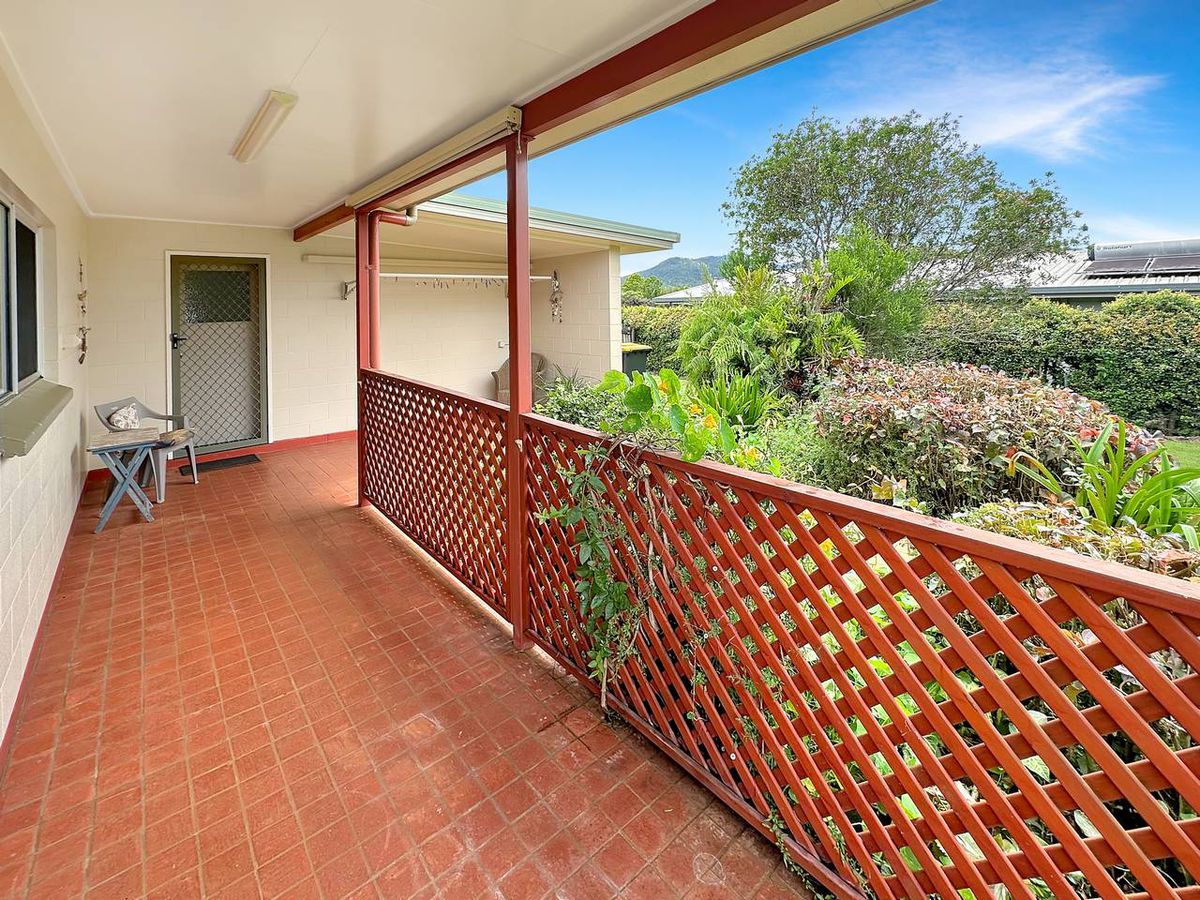 10 Azalea Street, Atherton