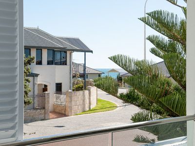 4/95 Flora Terrace, North Beach