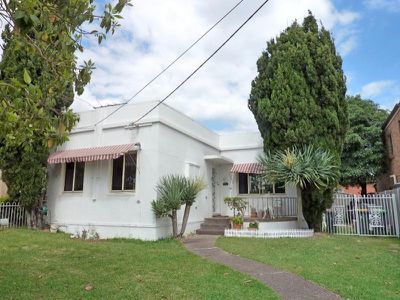19 Mona Rd, Riverwood