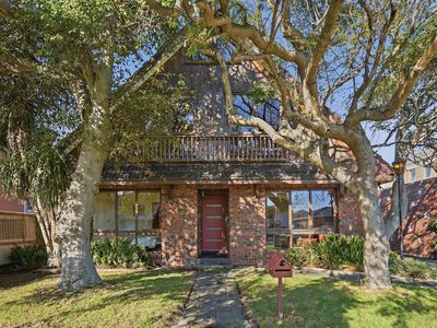 14 SEVES STREET, Altona