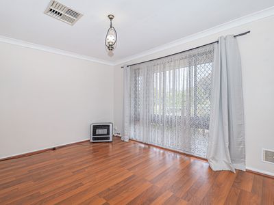 13 Mimosa Court, Kelmscott