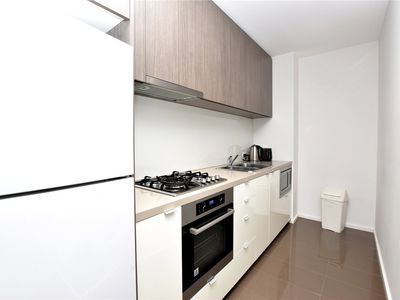 2711 / 151 City Road, Southbank