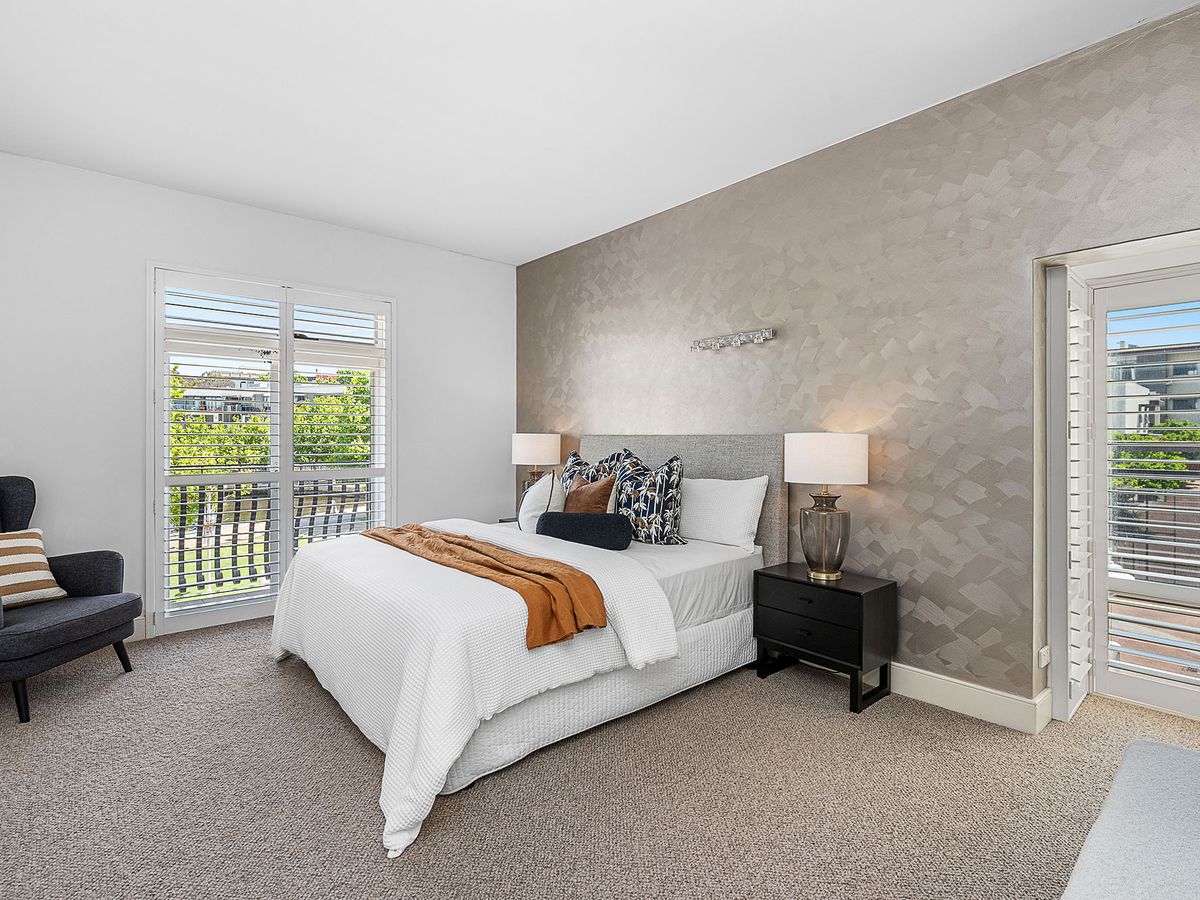 56 Henry Lawson Walk, East Perth