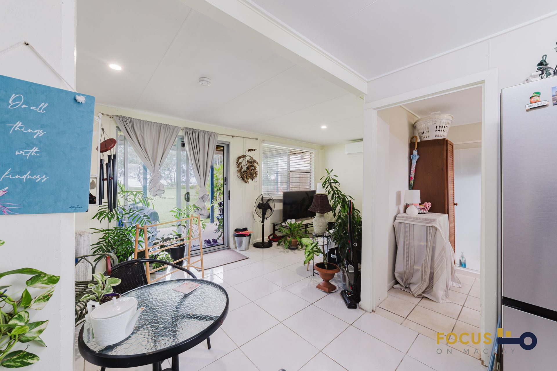 18 Owen Jenkins Drive, Sarina Beach