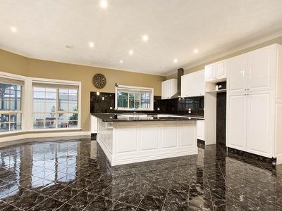 8 Bethany Road, Hoppers Crossing