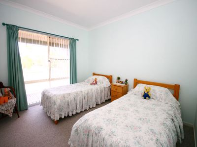 25 CARLYON AVENUE, Gunnedah