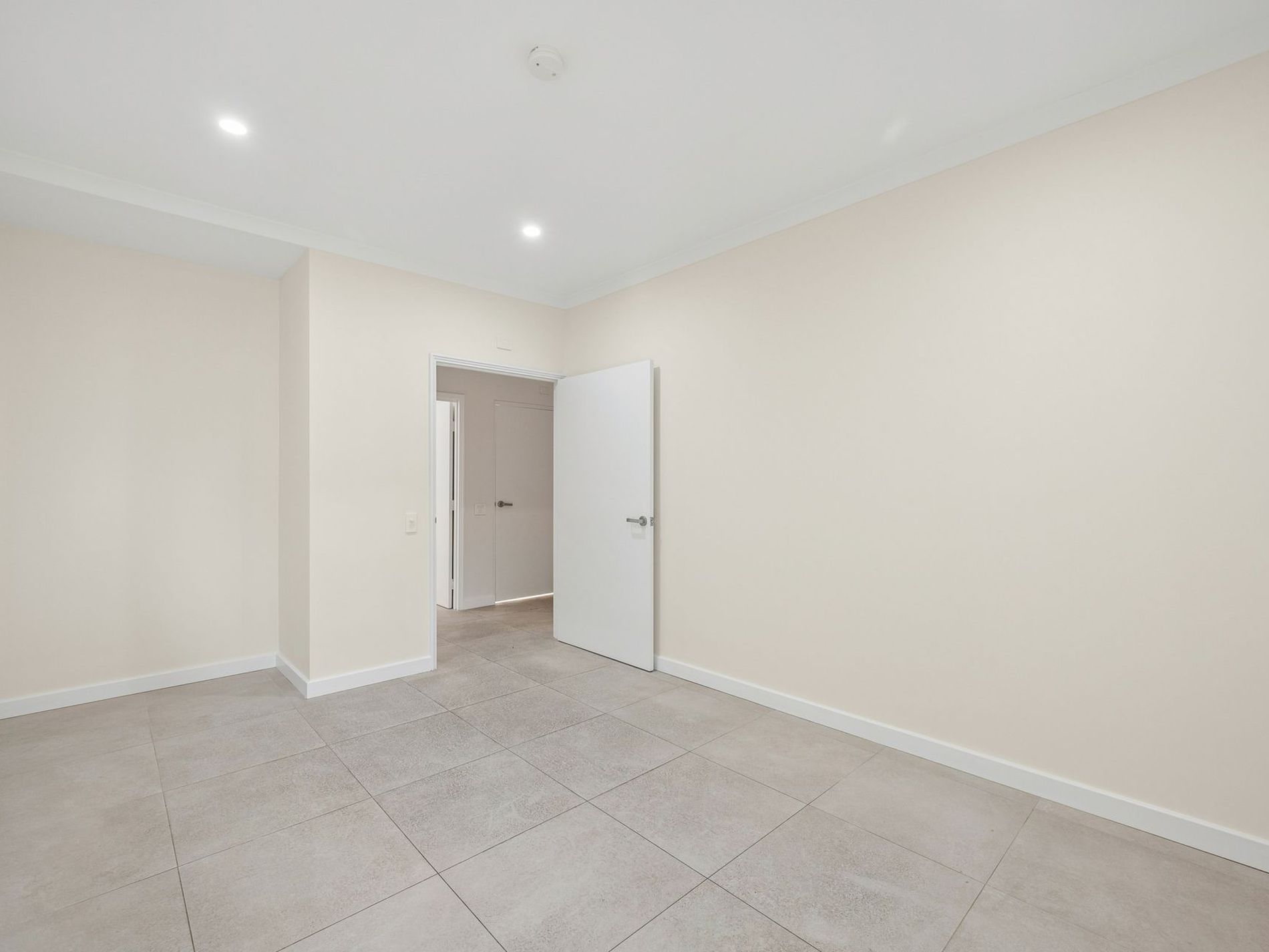 8B Stanmore Ct, Lynwood