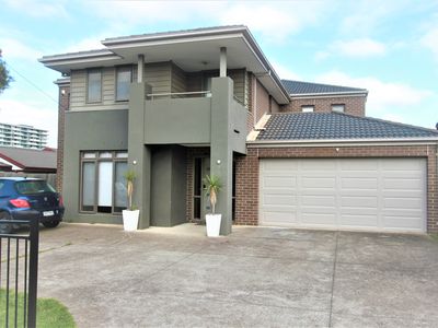 15 Renver Road, Clayton