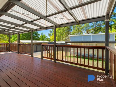 19 Mackenzie Street West, Golden Square