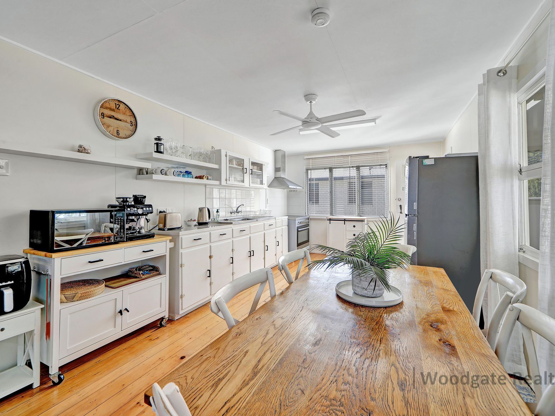 21 Esplanade Walkers Pt., Woodgate