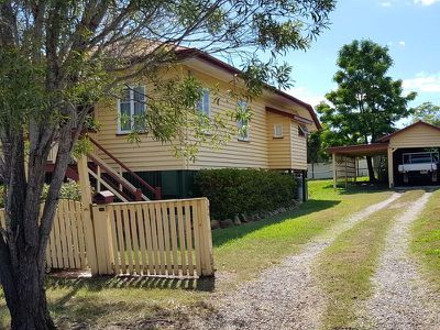 37 Alexandra Street, North Booval