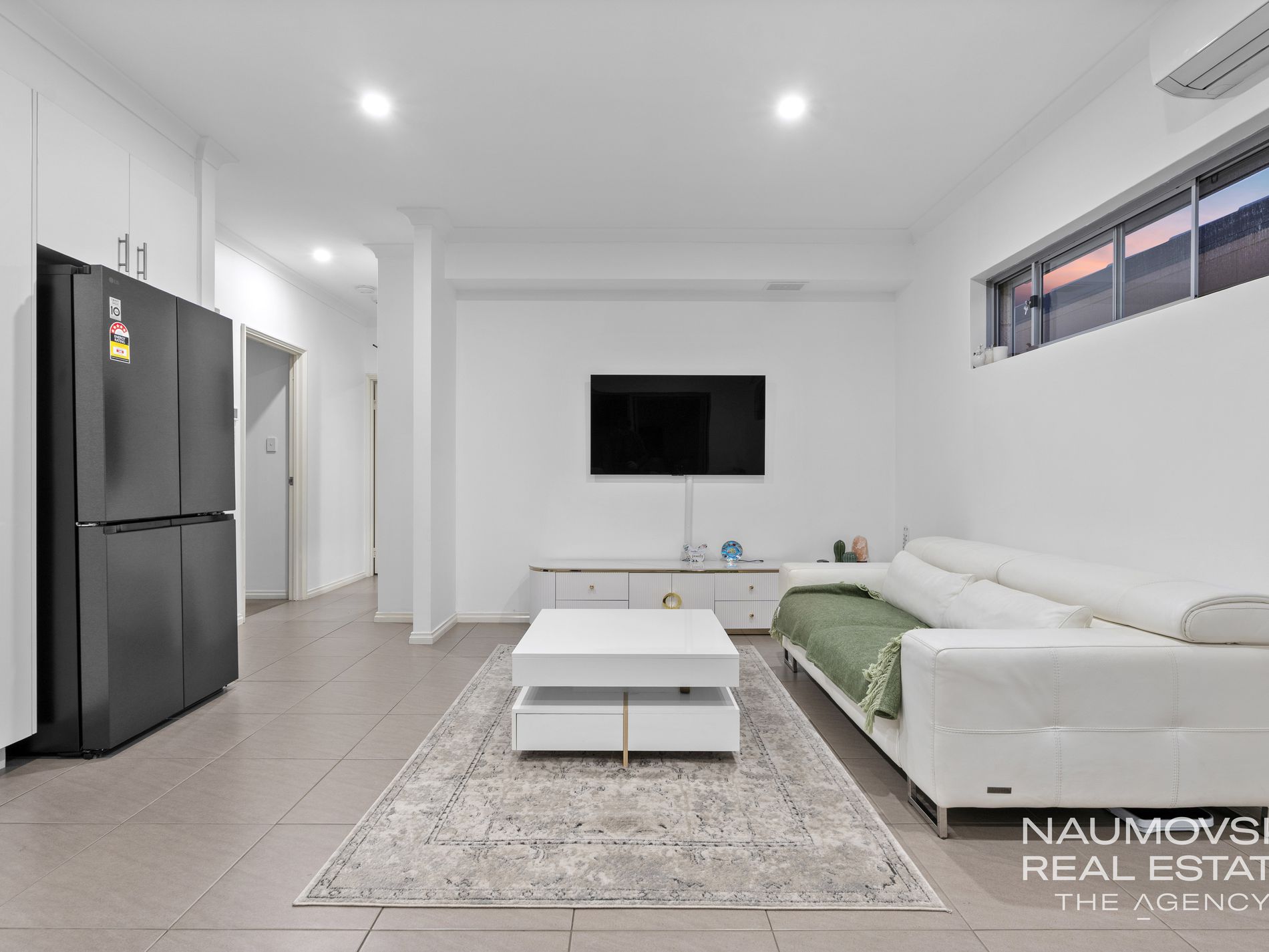1 / 150 Ravenswood Drive, Nollamara