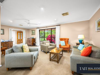 65 Waldara Drive, Waldara