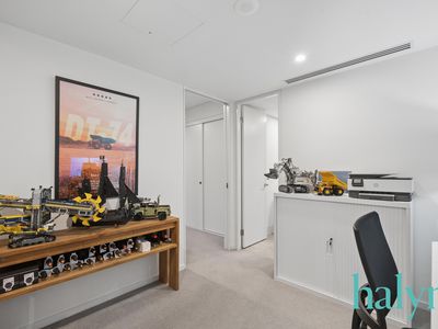 703 / 8 Moreau Parade, East Perth