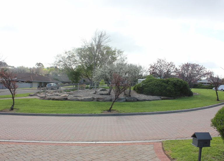 2 Phyllis Court, Trott Park