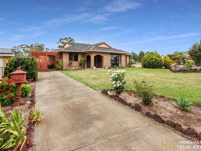 130 Craig Avenue, Warracknabeal