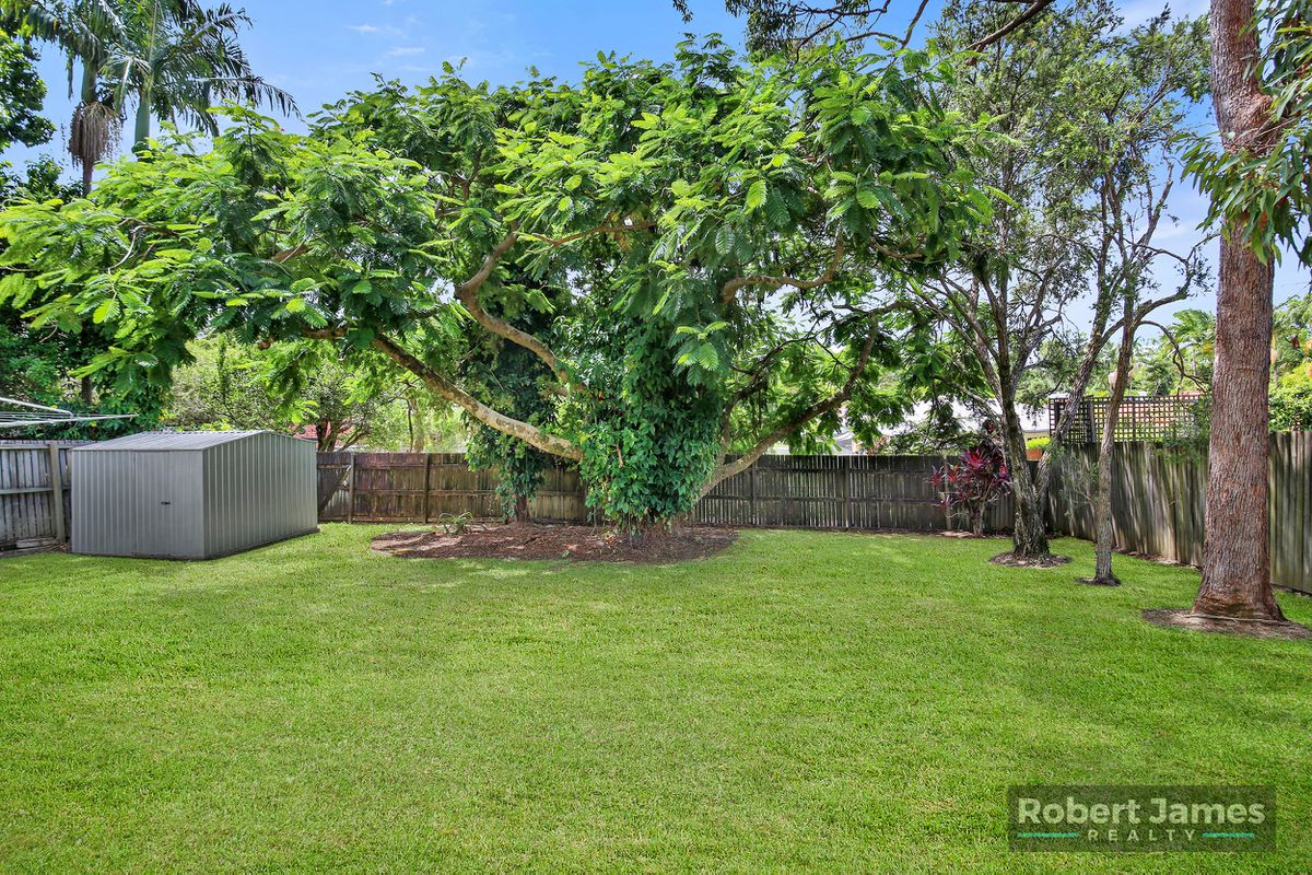 1 Hooper Crescent, Tewantin