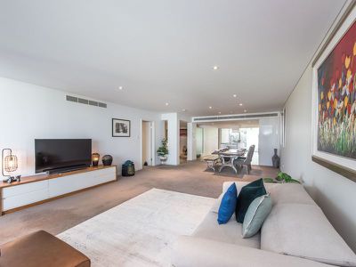 16 / 23 Bow River Crescent, Burswood