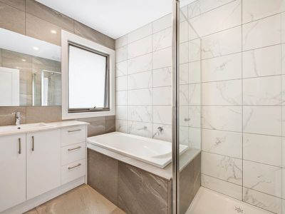 3 / 87 McIntosh Avenue, Airport West