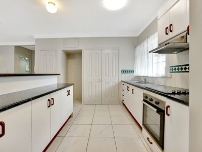 2 / 9 Varese Street, Woree