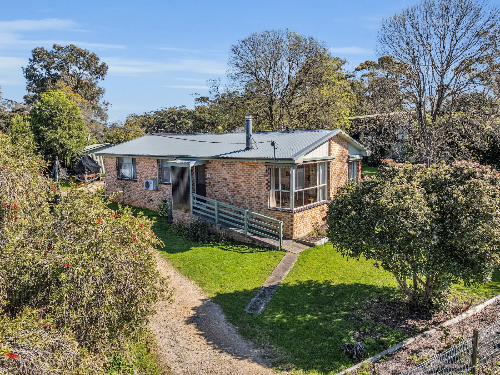75 Mirrabooka Road, Mallacoota