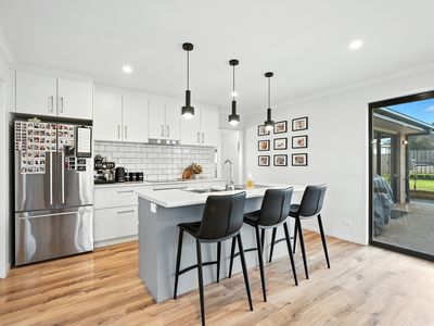 10 Fritton Drive, Dover
