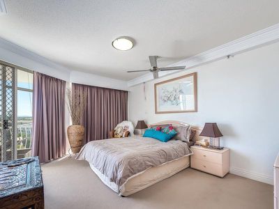 16 / 5 Bayview Street, Runaway Bay