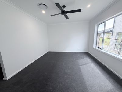 8 Kookaburra Crescent, North Richmond