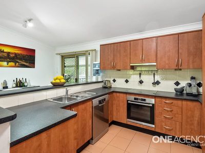 93-97 Victoria Dr, Glenlogan