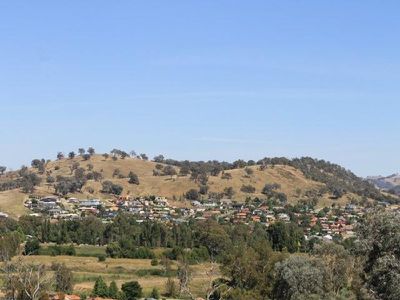 17 Peregrine Place, Wodonga