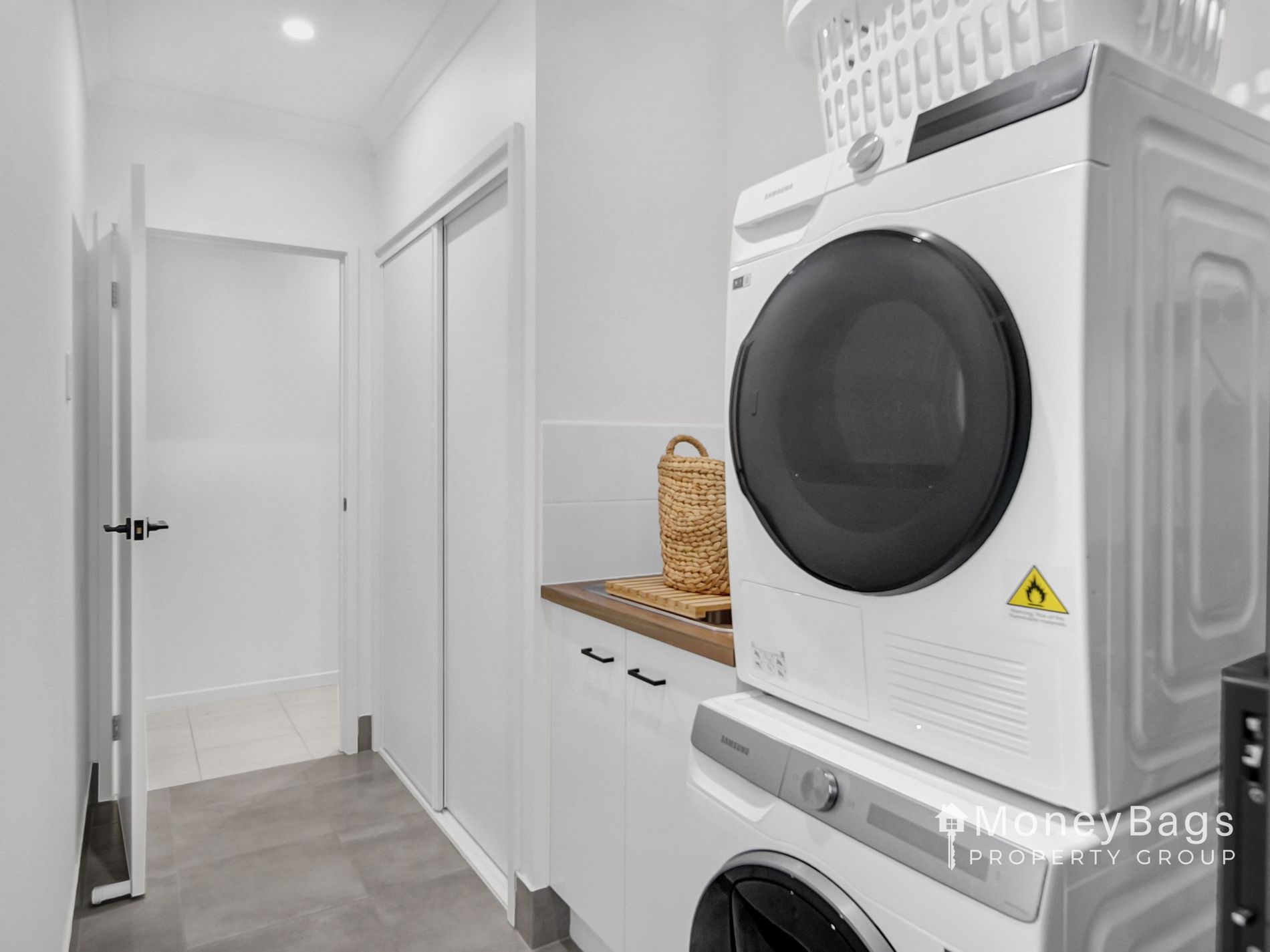 13-17 Winx Court, Riverbend