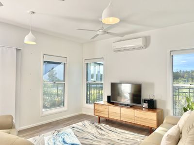 99  / 5 Serenity Drive, Eli Waters