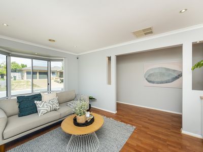 21 BEDOURIE STREET, Dunlop