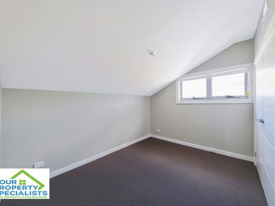 5 Ewing Loop, Oran Park