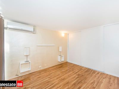 3 Little Saunders Street, East Perth