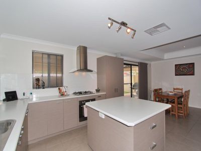 298A Piccadilly Street, Piccadilly